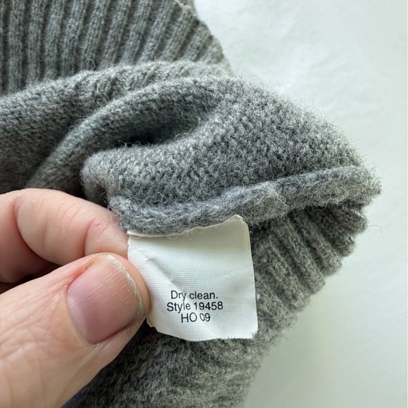 J.Crew Men’s Large Gray 100% Lambswool Turtleneck Sweater Pullover - Picture 4 of 8